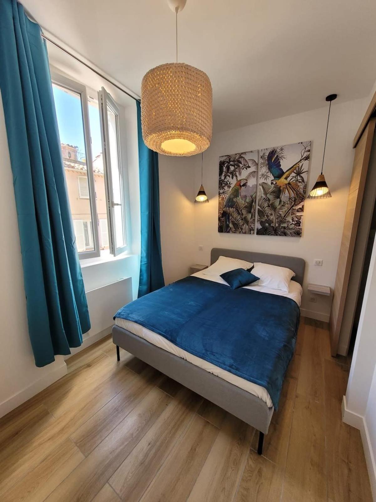 06An - Beautiful Apartment In The Heart Of Old Antibes Exteriér fotografie